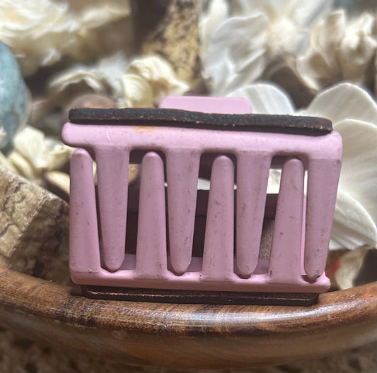 Geometric Pattern Leather Hair Claw Clip – Small 2"