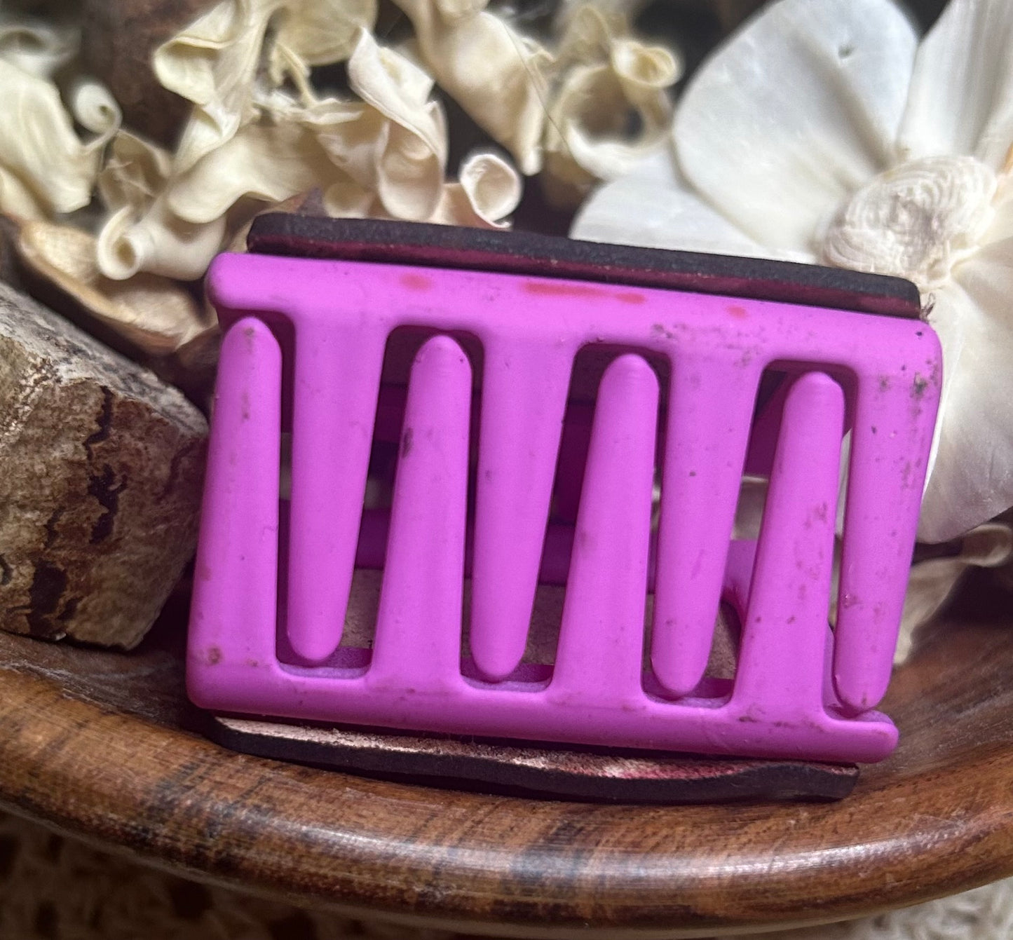 Pink Geometric Quilted-Style Leather Hair Claw Clip – Small 2"