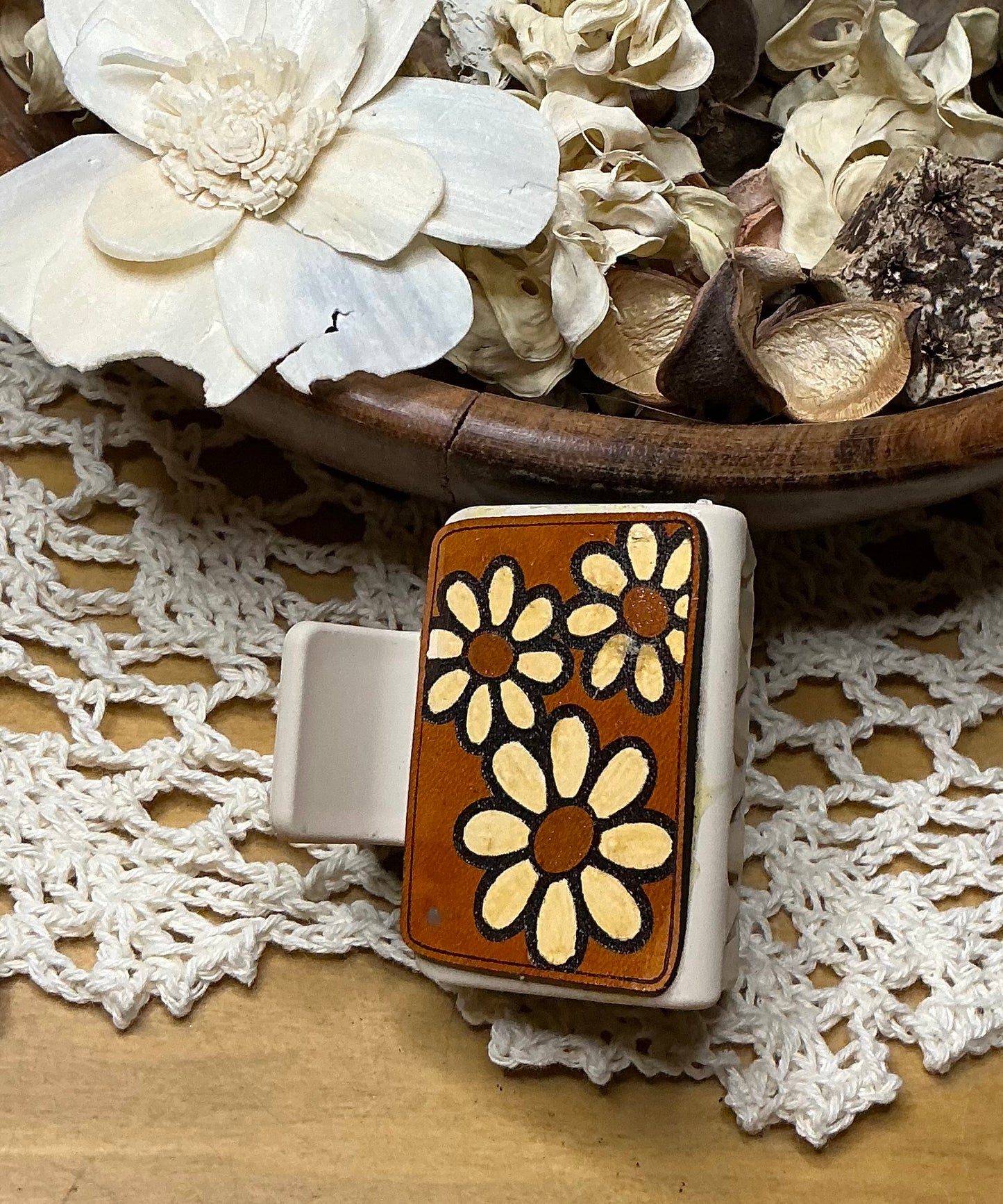 Daisy Flower Leather Hand Painted Hair Clip - Small 2"