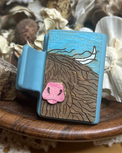 Highland Cow Wood 3D Hair Claw Clip – Small 2"