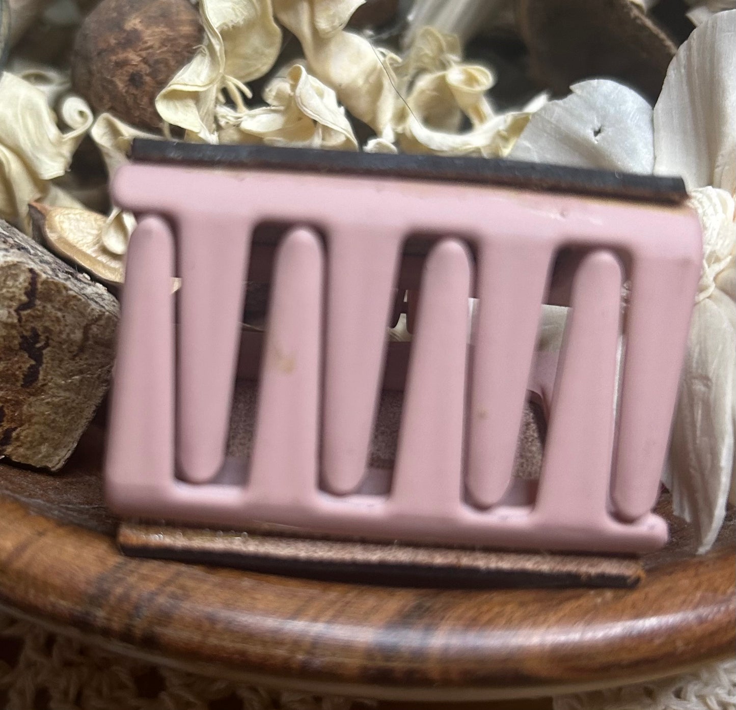 Floral Flower Leather Hair Claw Clip – Small 2"