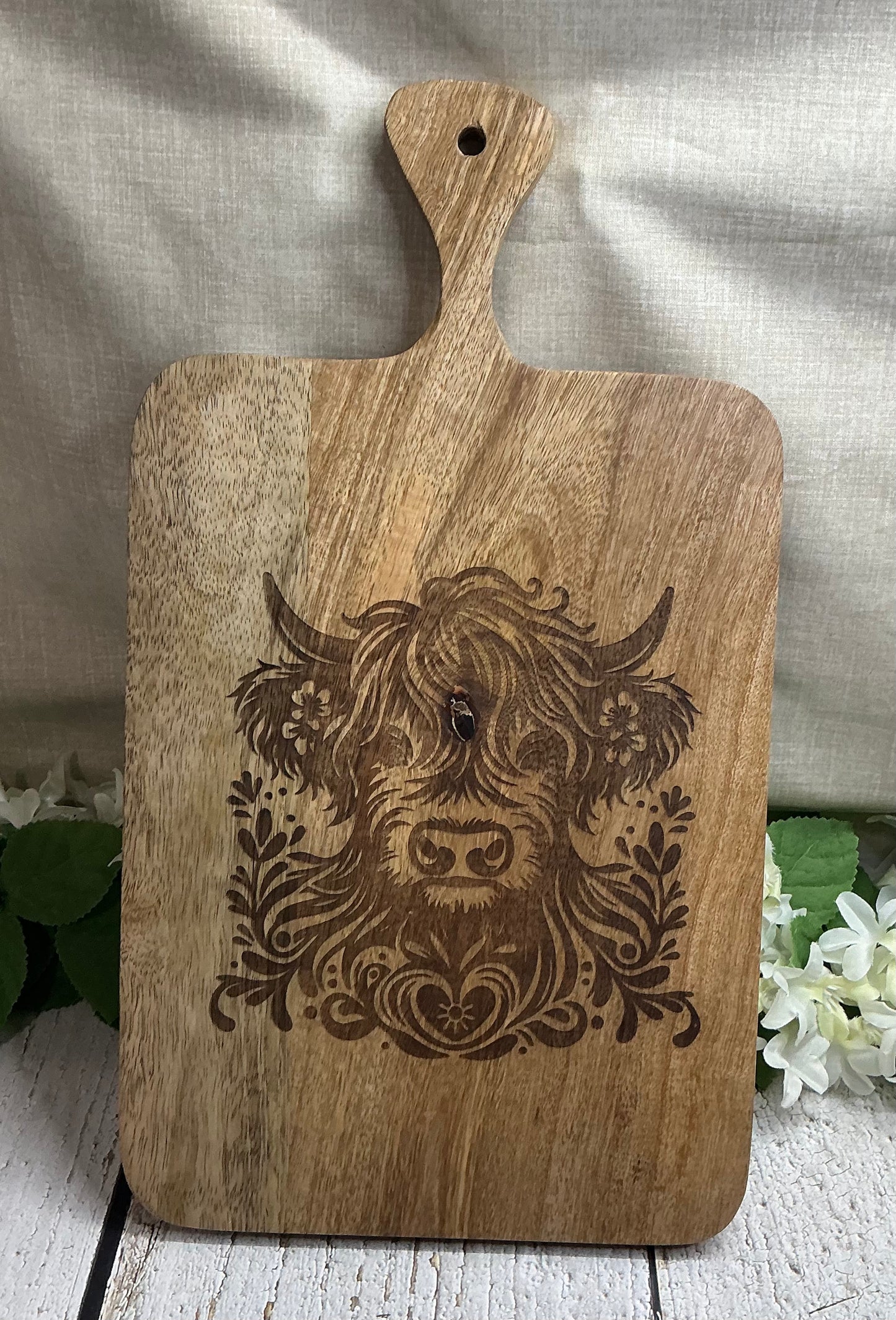 Highland Cow Engraved Cutting Charcuterie Board